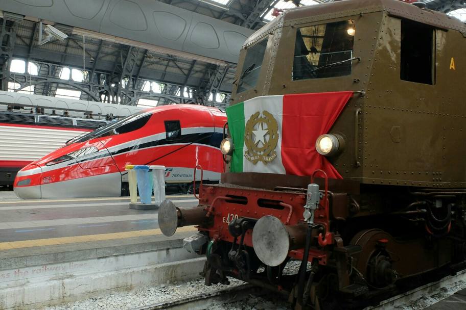 La storia e il futuro dei treni italiani fianco a fianco alla Stazione Centrale di Milano (Omnimilano)